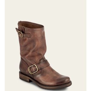 FRYE VICKY ENGINEER BOOT 74601